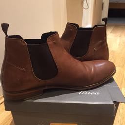 Really nice tan brown Chelsea boots from Linea. Really in trend now and got to let go due to wardrobe clearance and only wear it few times and you can see from the pic is well taken care of with no scratches and the base is still quite new. Will let go £25