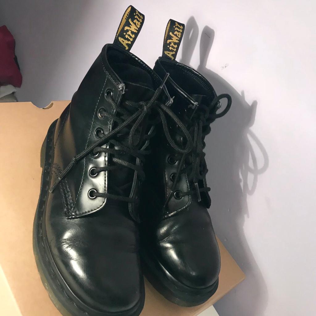 Vendo Dr.Martens originali in 27058 Voghera for €120.00 for sale | Shpock