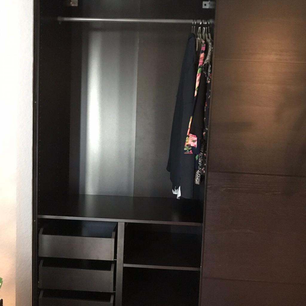 Ikea Pax Kleiderschrank schwarz braun in 42117 Wuppertal für 350,00 € zum Verkauf
