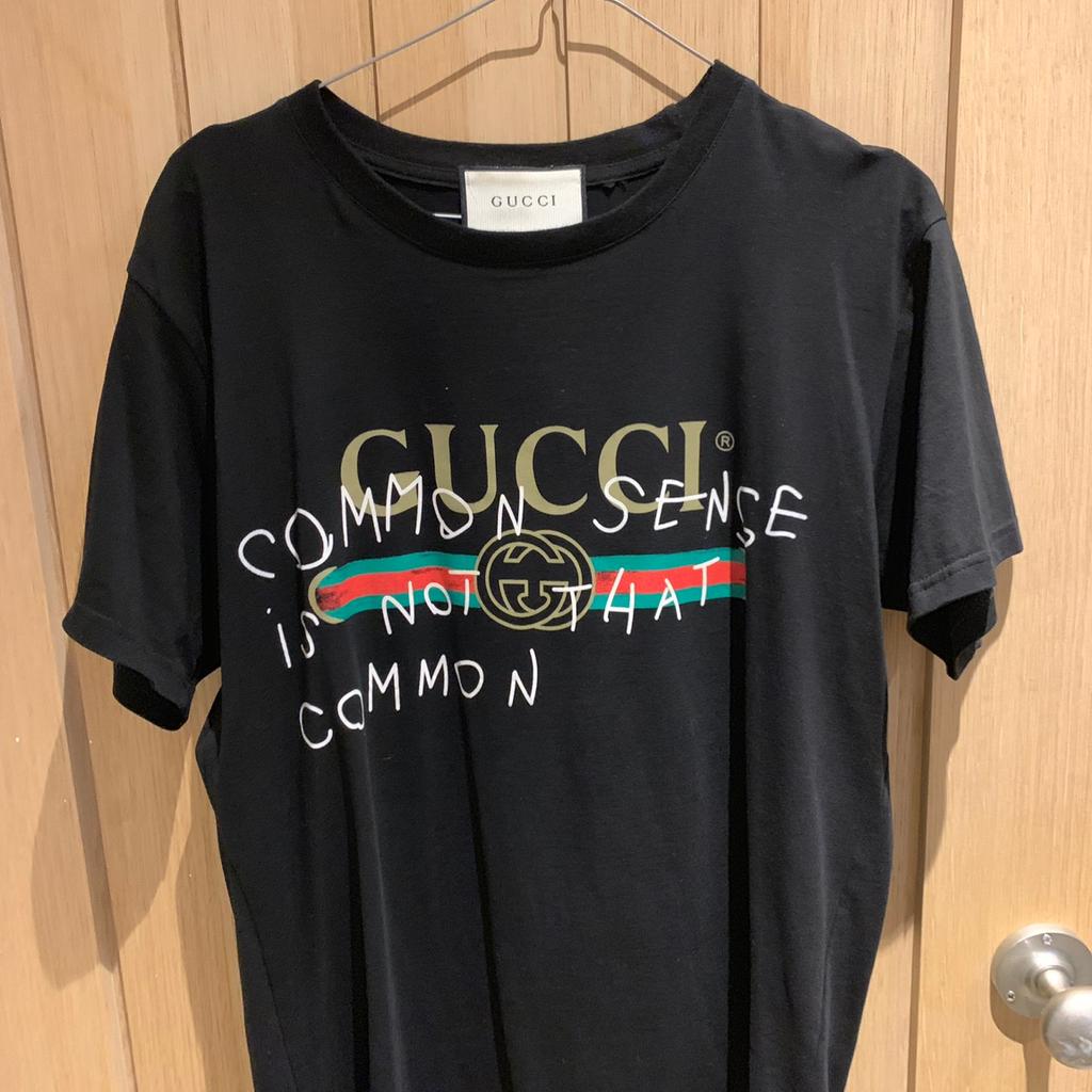 Gucci scribble t shirt discount