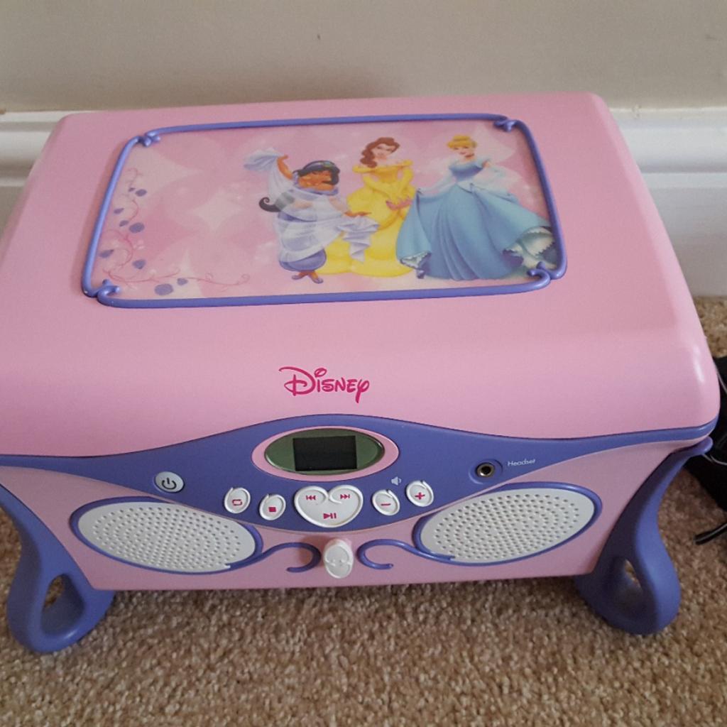 Disney Princess CD player/jewellery box in B61 Bromsgrove for £25.00