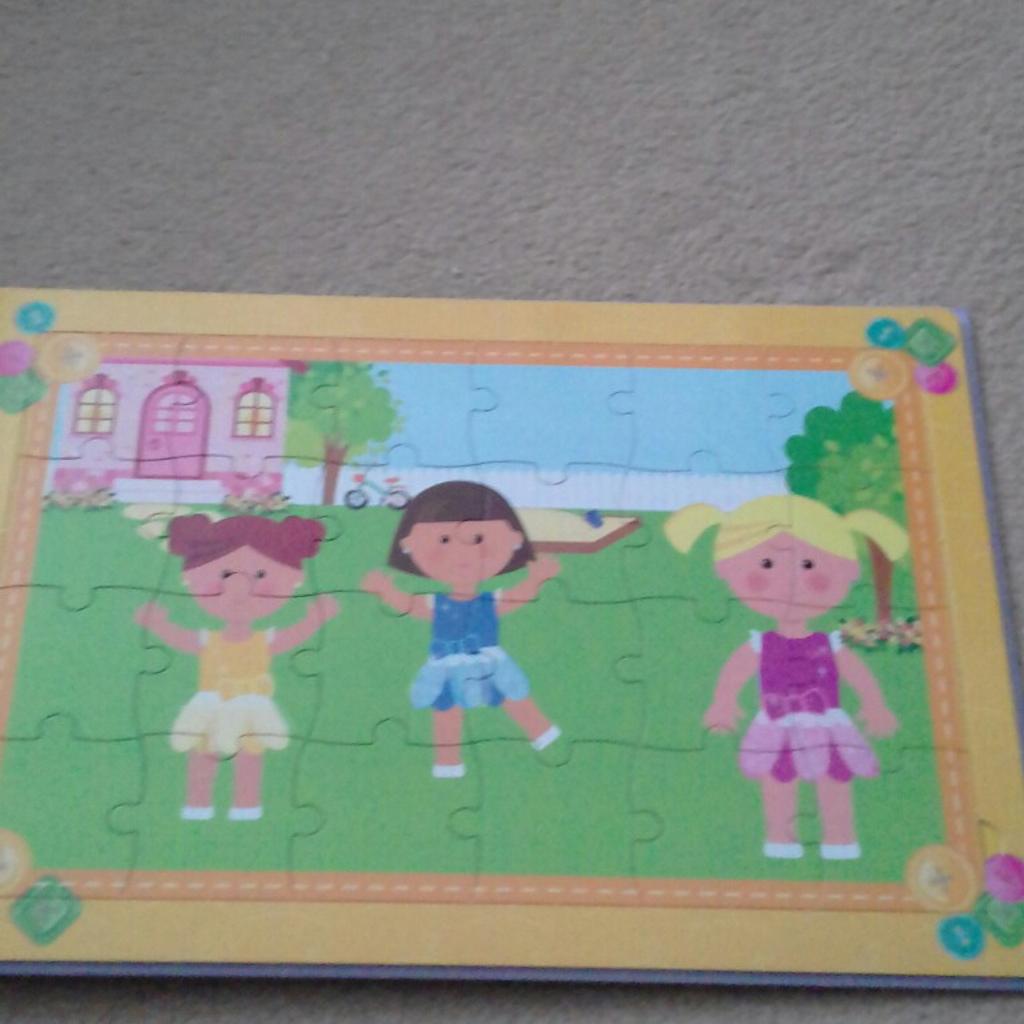 A day of play jigsaw book.
Four x 24 piece jigsaws in book.
Used but good condition.
Collection only.