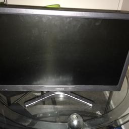 Good condition monitor no controller but has a side control button.

2 Hdmi slots and usb slots.