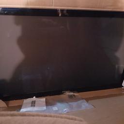 samsung 50 inch wide screen plasma 3D freeview tv with remote n stand very gud condition n working .. this model is still available to buy from retailers