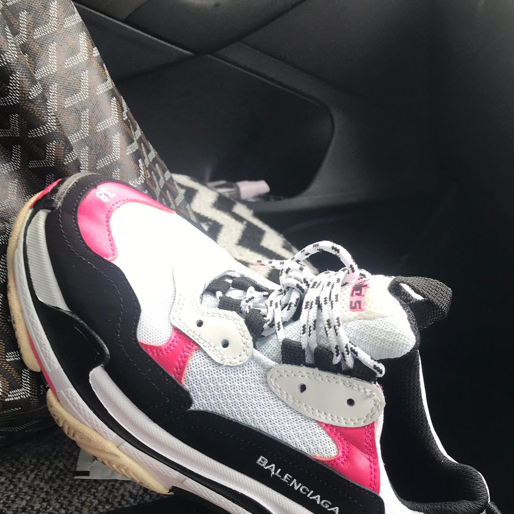 Dupes balenciaga triple outlet s