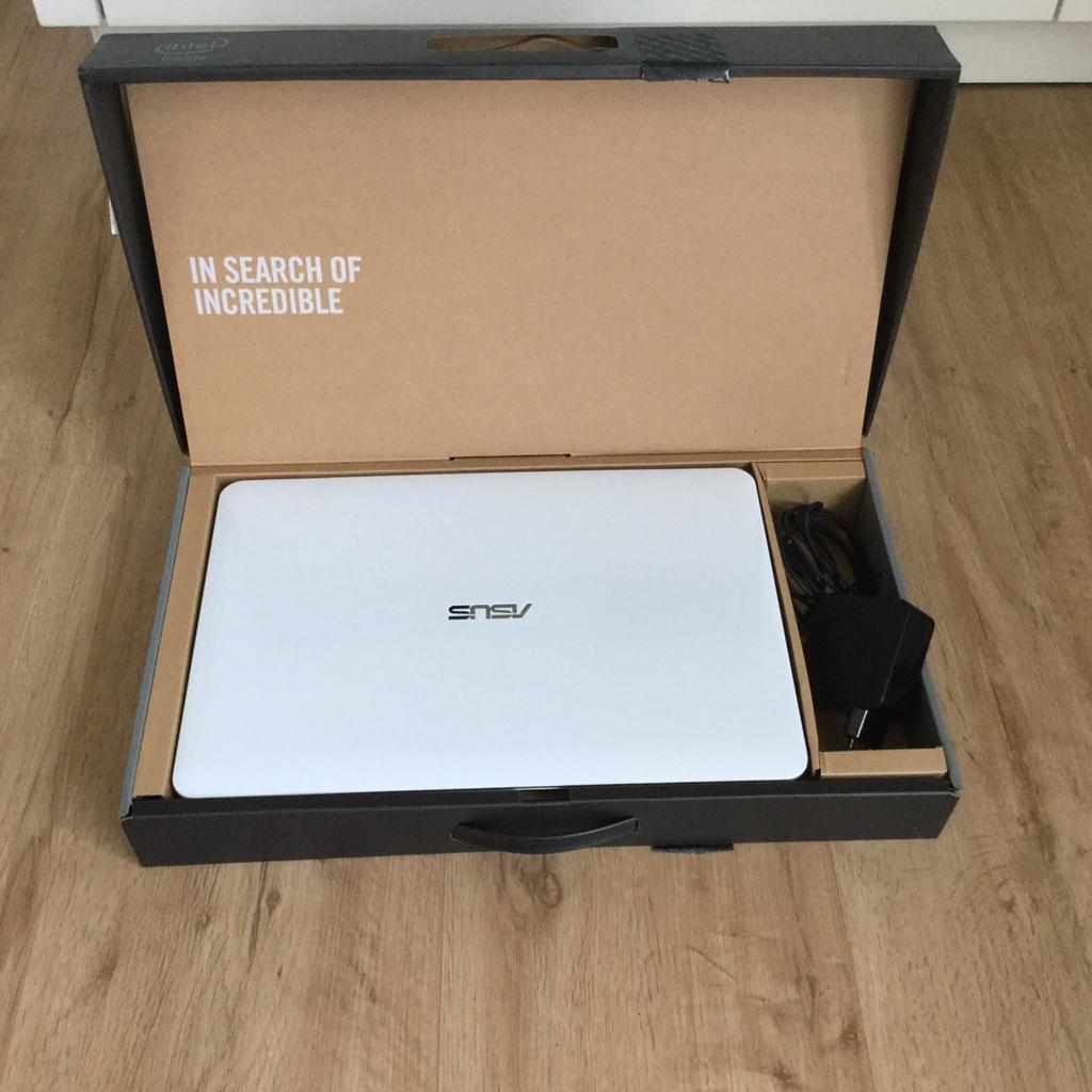 Asus r556l || i5-5200U, 8GB, GeForce 930m in 68766 Hockenheim für 300 ...