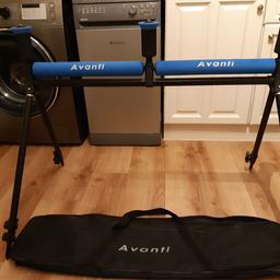 excellent condition unused due to opting to use V rollers.

This pole roller can be set at any height with the extendable legs .

There is also weight hooks provided to offer extra stability when at it's maximum height.

comes with carry holdall.

coarse / match fishing

collection.