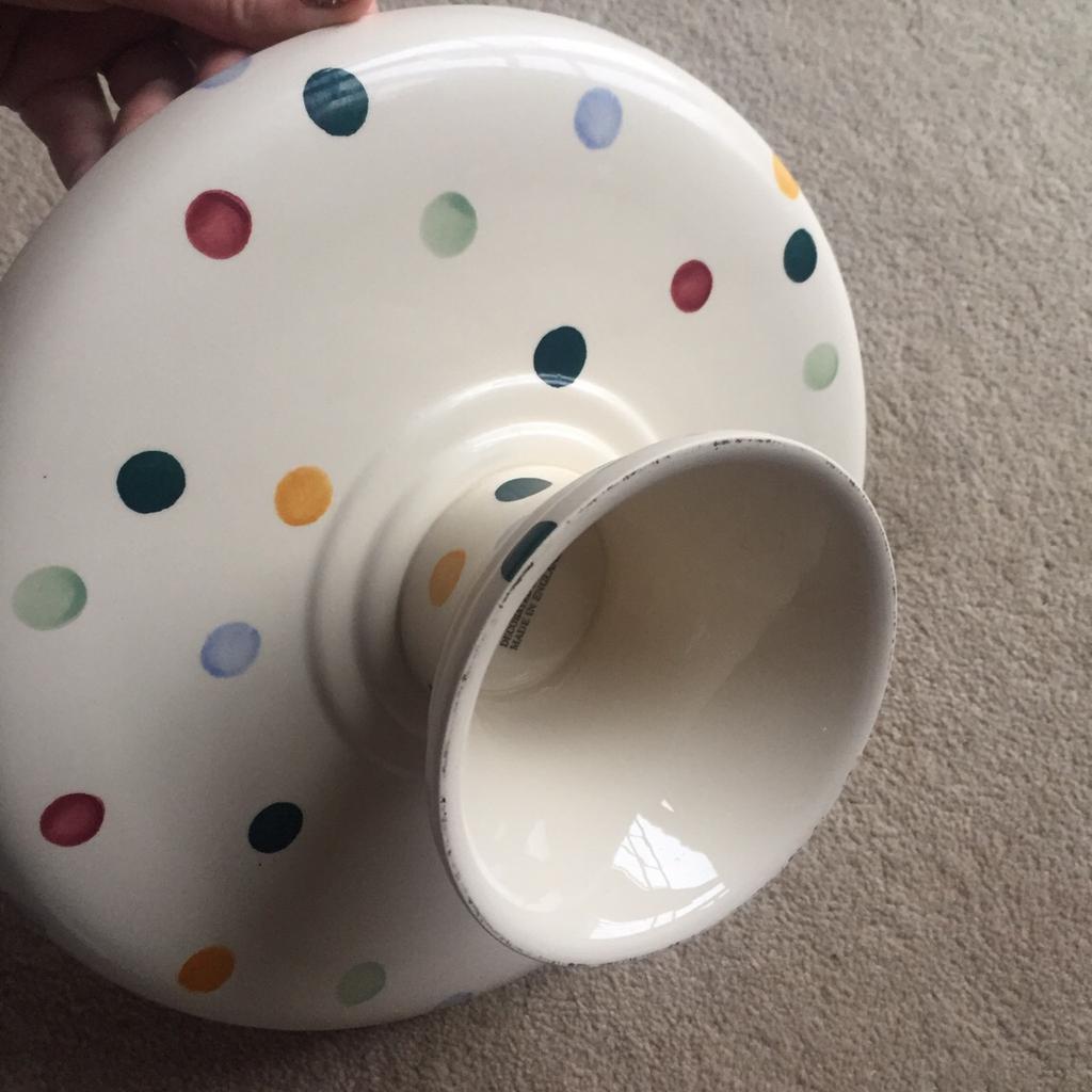 Emma bridgewater polka outlet dot cake stand