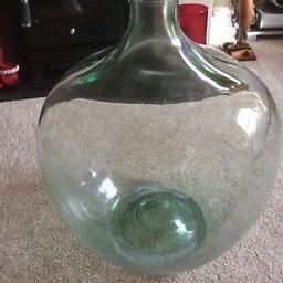 Vintage Glass Carboy
Height 1ft 9 ins or 53 cms
Circumference 4 ft 9 ins or 145 cms
Clear Glass Pale Green
Excellent condition
No Cracks or Chips

Collection in person.