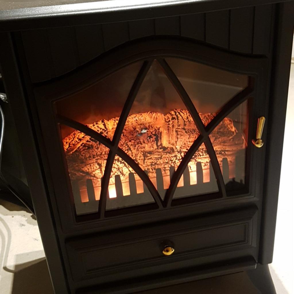 electric log effect fire in B31 Birmingham für £ 50,00 zum Verkauf ...
