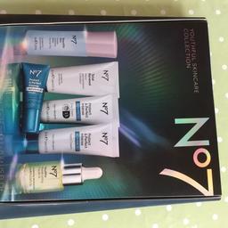 Brand new
Iconic face care
Perfect for a present
Collection Lychpit
3 sets for sale