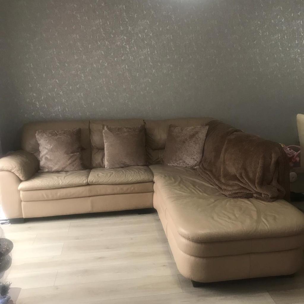 Corner couch in L10 Knowsley für 250,00 £ zum Verkauf Shpock DE