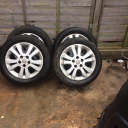 I have 4 alloy wheels
16 inch
5 stud
For Vauxhall’s
Need tyres
£50 ono
Collection only