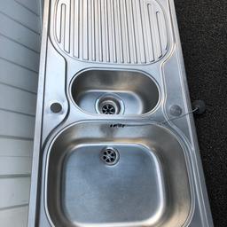 Excellent condition sink with 1/2 bowl
Around 98cm long