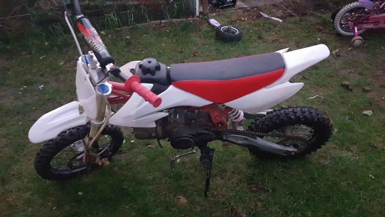 110cc semi auto pit bike