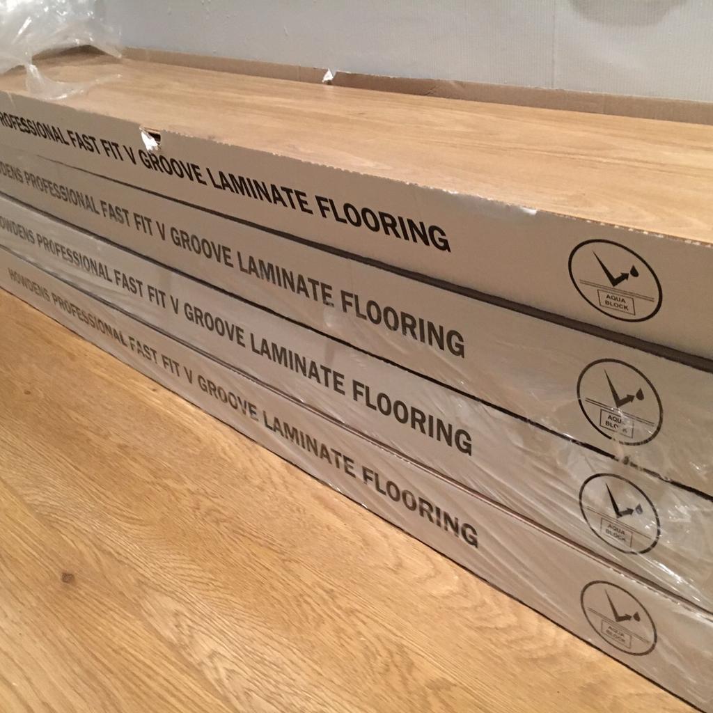 Howdens Light Oak Laminate Flooring in M50 Salford for £50.00 for sale Shpock
