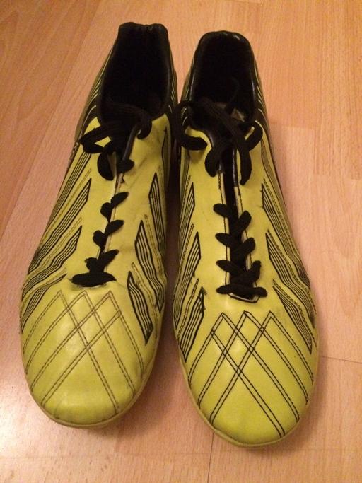 Buy & Sell Manor Park East London - Photos for Indoor astroturf football shoes Kobo UK 10