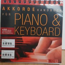 Ich verkaufe mein Piano und Keyboard Akkorde Handbuch:
- 450 Akkorde zum Nachschlagen, Üben und Komponieren
- NGV