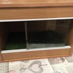 2 foot viv comes with couple of artificial grass base layers