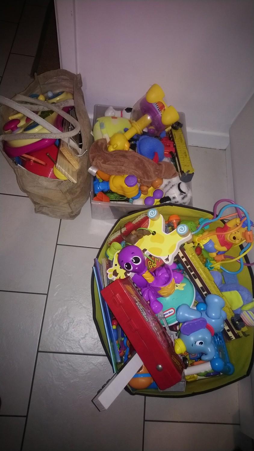 bundle of toys in NE62 Post für 5,00 £ zum Verkauf | Shpock DE