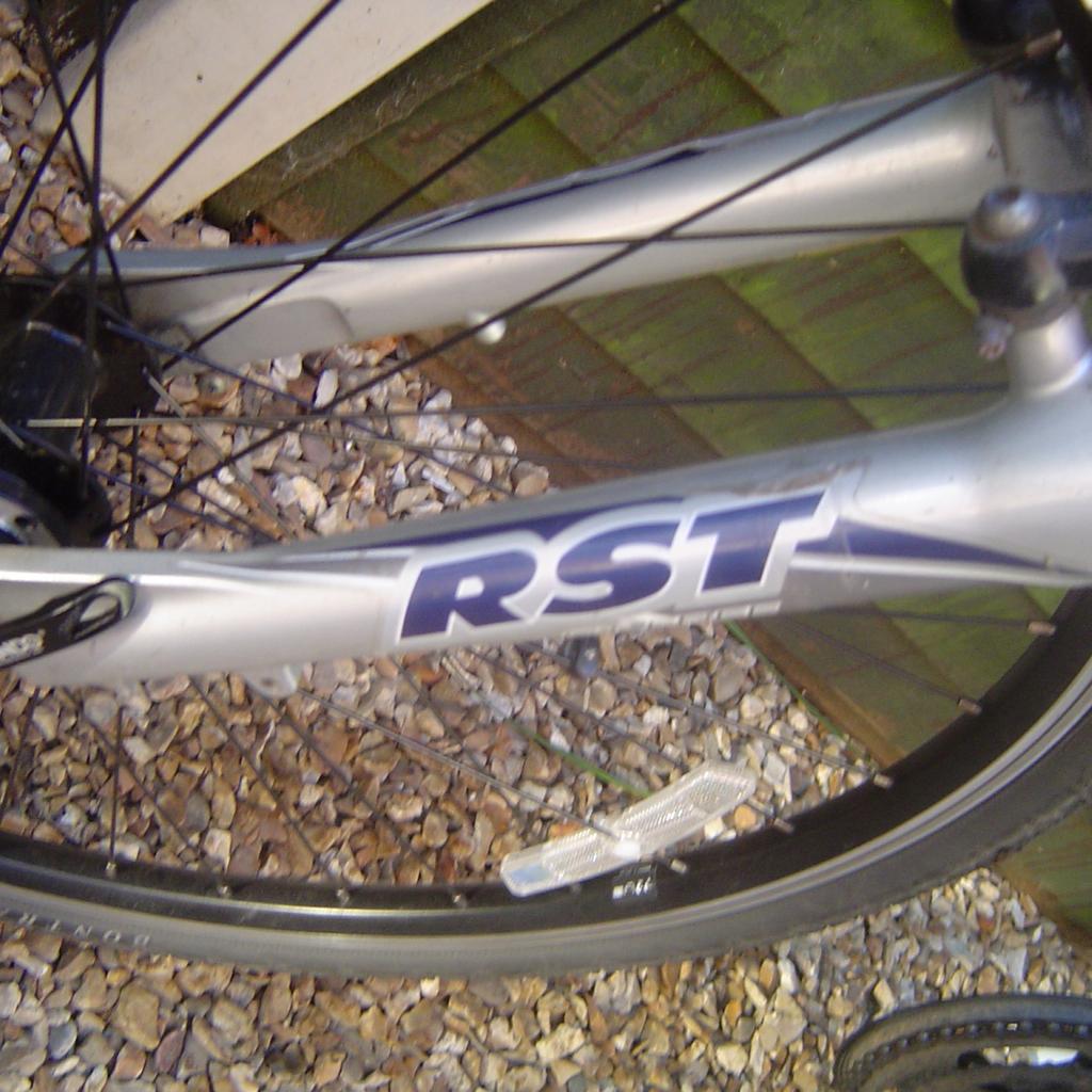 TREK 7200 push bike in NG24 Sherwood for 65.00 for sale Shpock