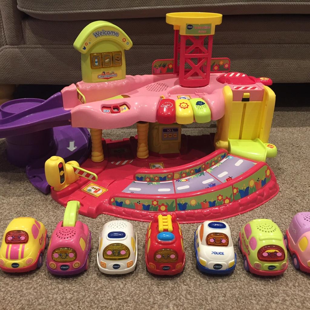 Vtech pink cheap car garage