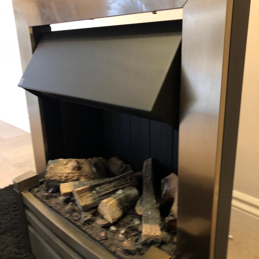 Dimplex optimyst electric fire (FAULTY) in WV14 Dudley for £100.00 for
