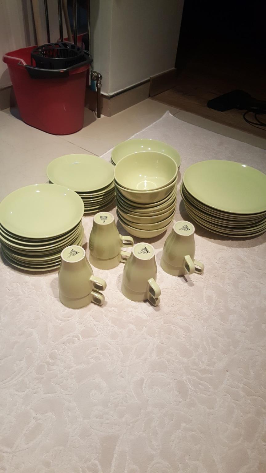 Ikea lime green plate set in EN3 London für 25,00 £ zum Verkauf | Shpock DE