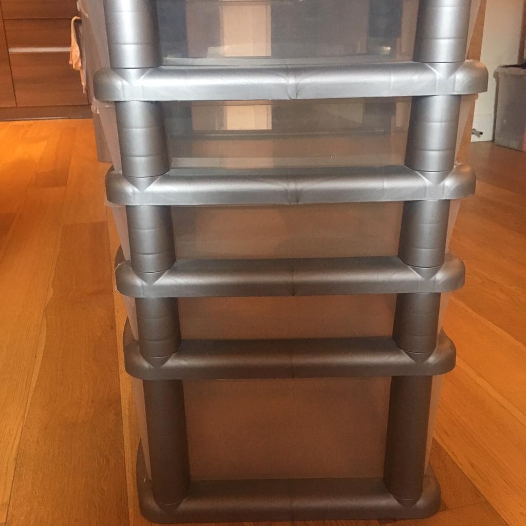 Grey plastic drawers in SW15 Wandsworth for £10.00 for sale Shpock