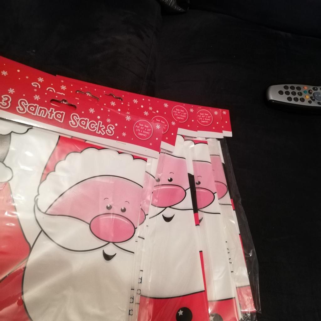 santa bags in Nottinghamshire für £ 0,80 zum Verkauf | Shpock AT