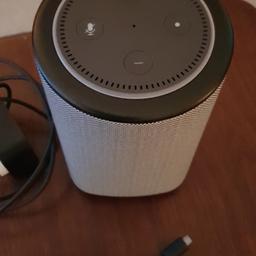 Amazon Echo Dot 2nd generation. Unregistered from my Amazon account. With Vaux speaker and included rechargeable battery. Official Amazon Echo power pack. Both in excellent condition. Collection and cash only.