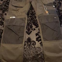 never been worn, original scruffs sizes in the picture. Can deliver locally