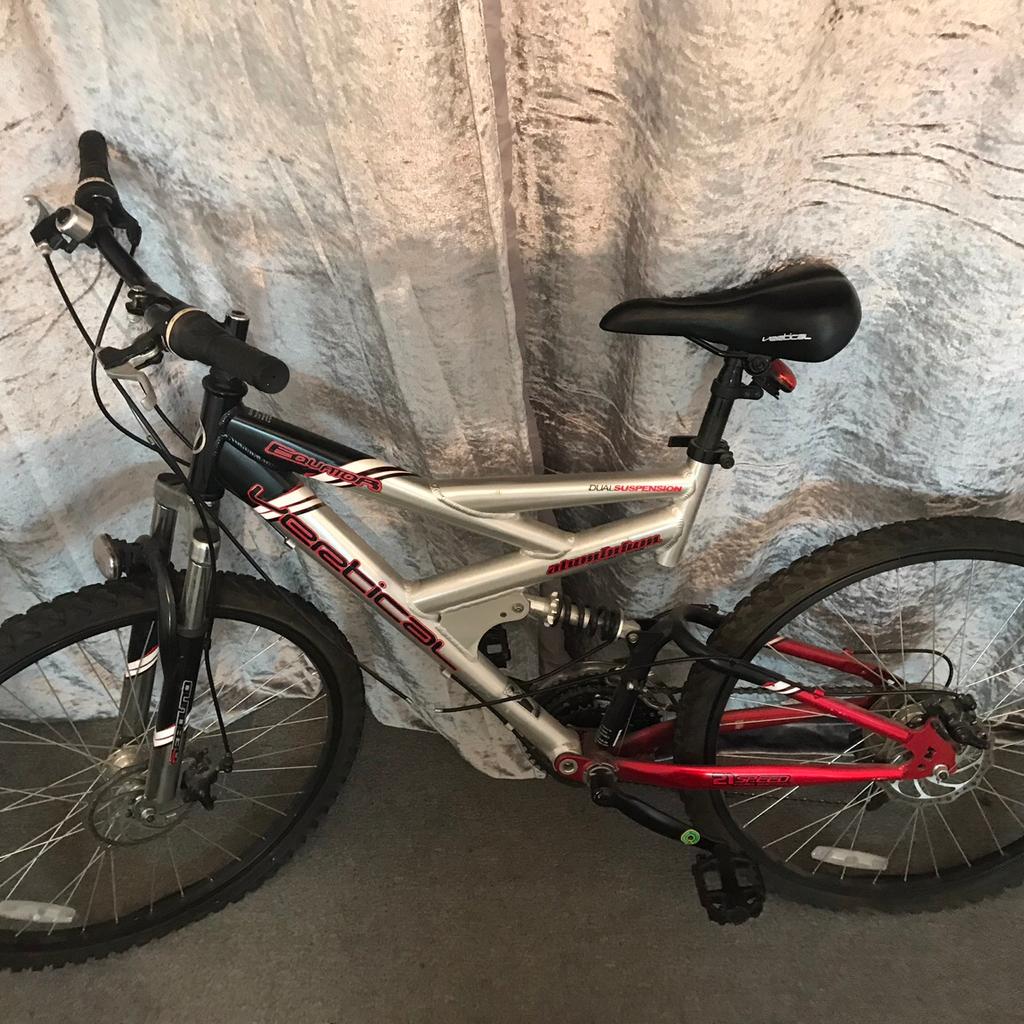 EQUATOR VERTICAL MOUNTAIN BIKE in E15 London for 35.00 for sale