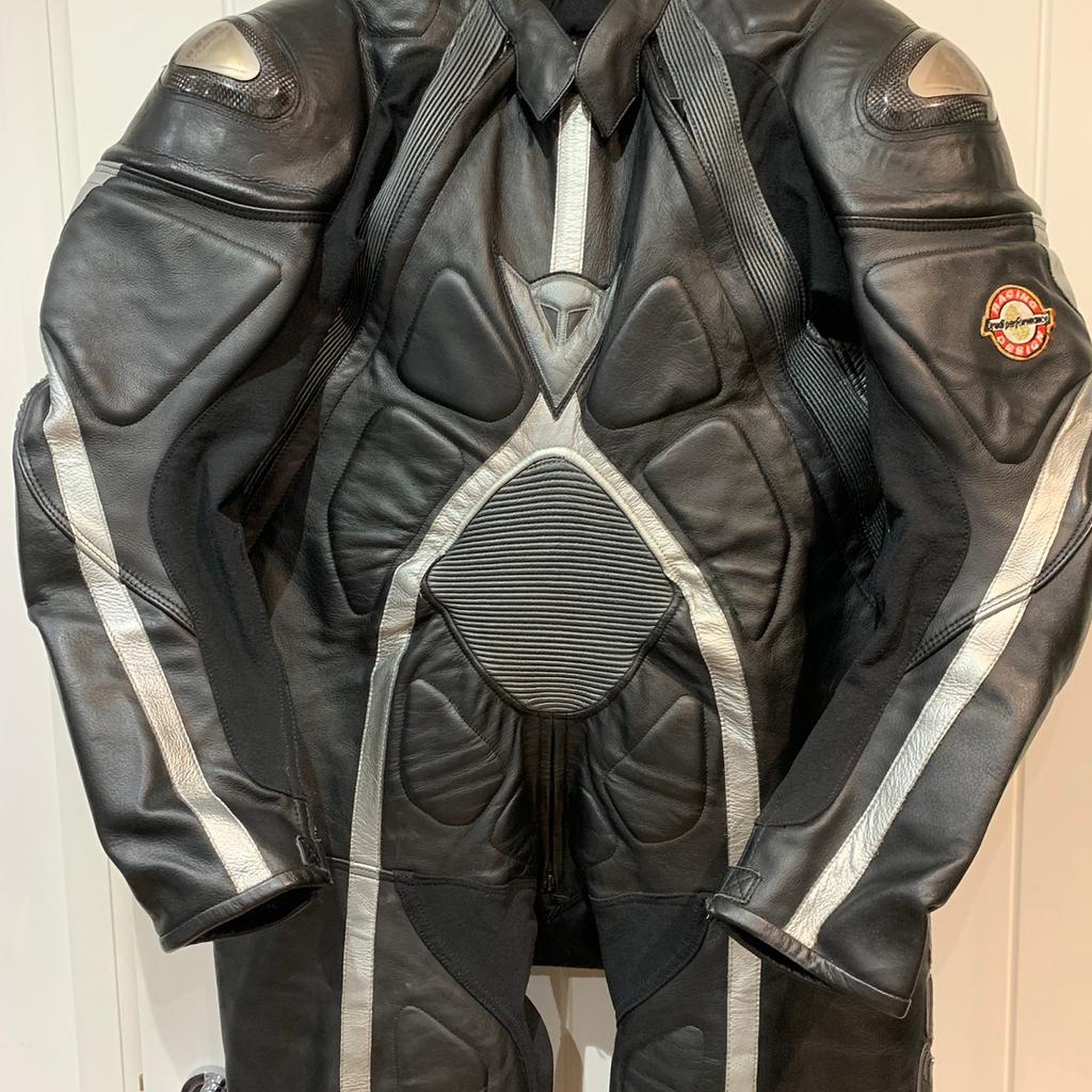 Dainese t hot sale age suit