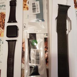 vendo apple watch serie 2, 42mm,perfettamente funzionante, con 3 cinturini,scatola e caricatore, custodie schermo anti graffio .
vendo a 180 euro