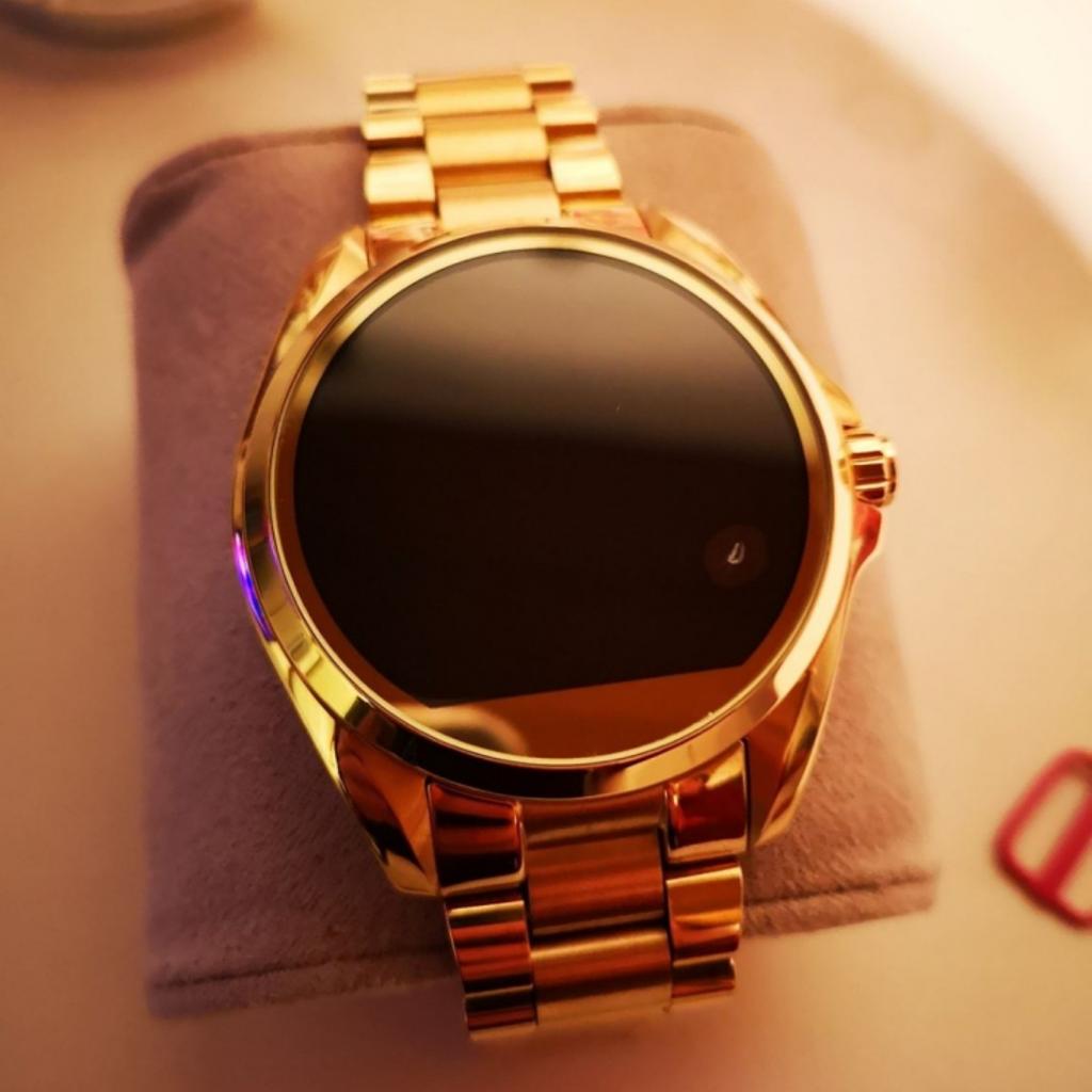 Michael kors on sale smartwatch 5001