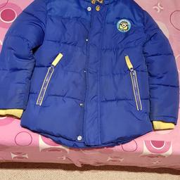 Boys Minion jacket well used but in decent condition and still have a lot of wear left.

collection from thornhill 
Dewsbury