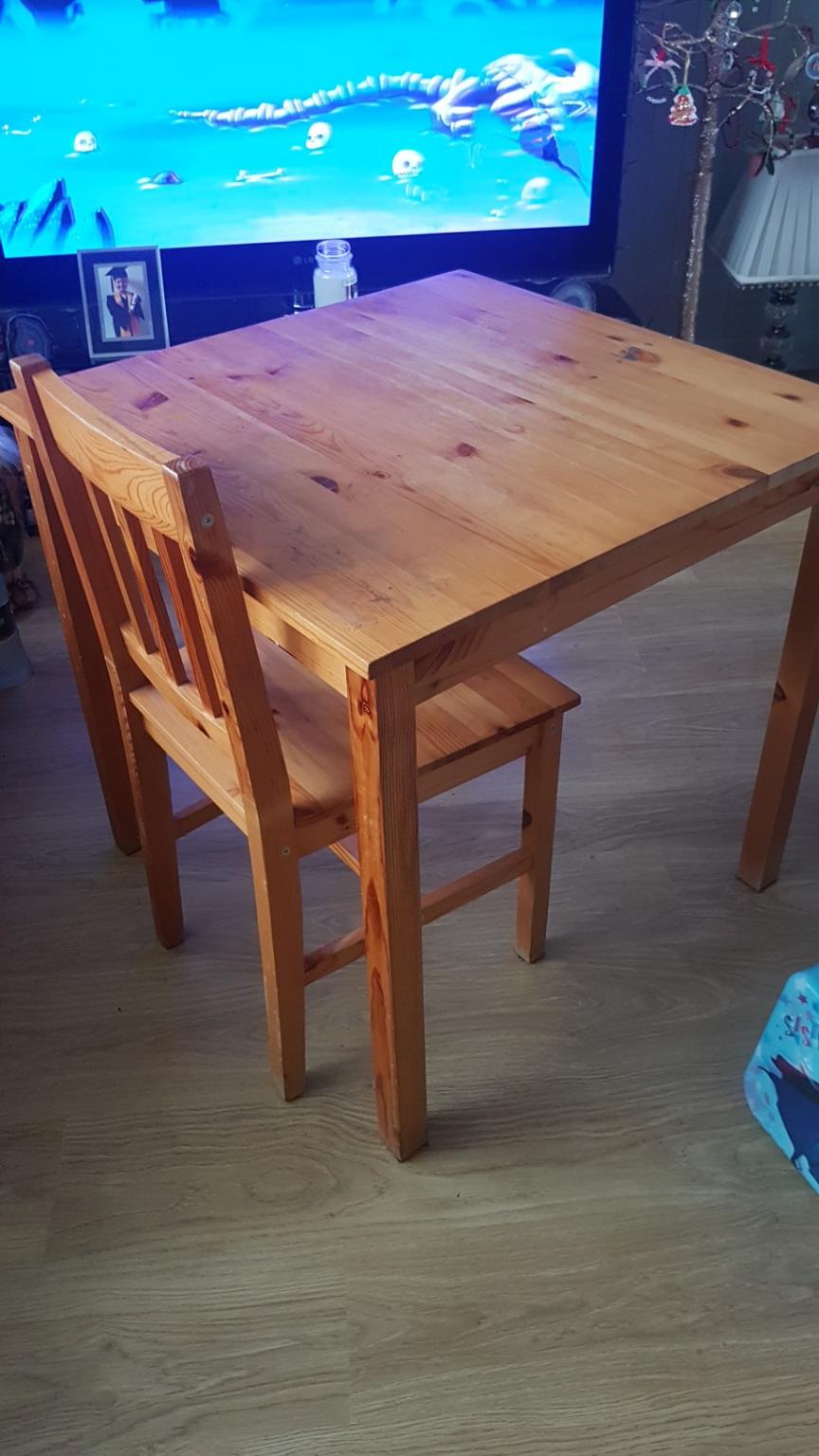 table 2 chairs in B33 Birmingham für 5,00 £ zum Verkauf Shpock DE