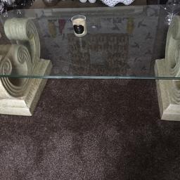 Glass top scroll table