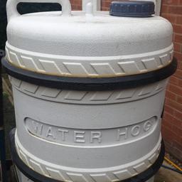 50 litre water carrier clean been sterilised inside.

collection only.