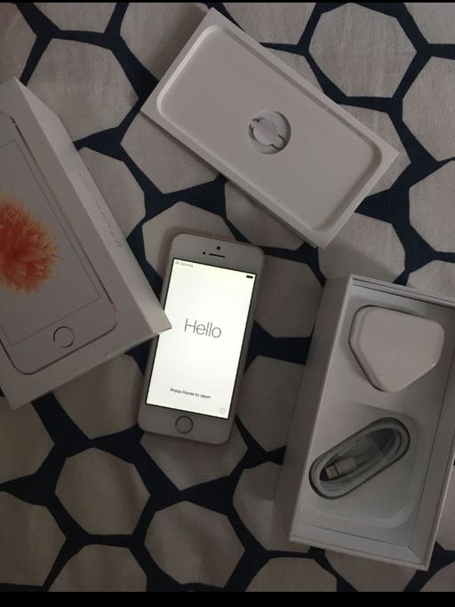 Buy & Sell Longley Sheffield - Photos for Iphone SE 64GB Rose Gold