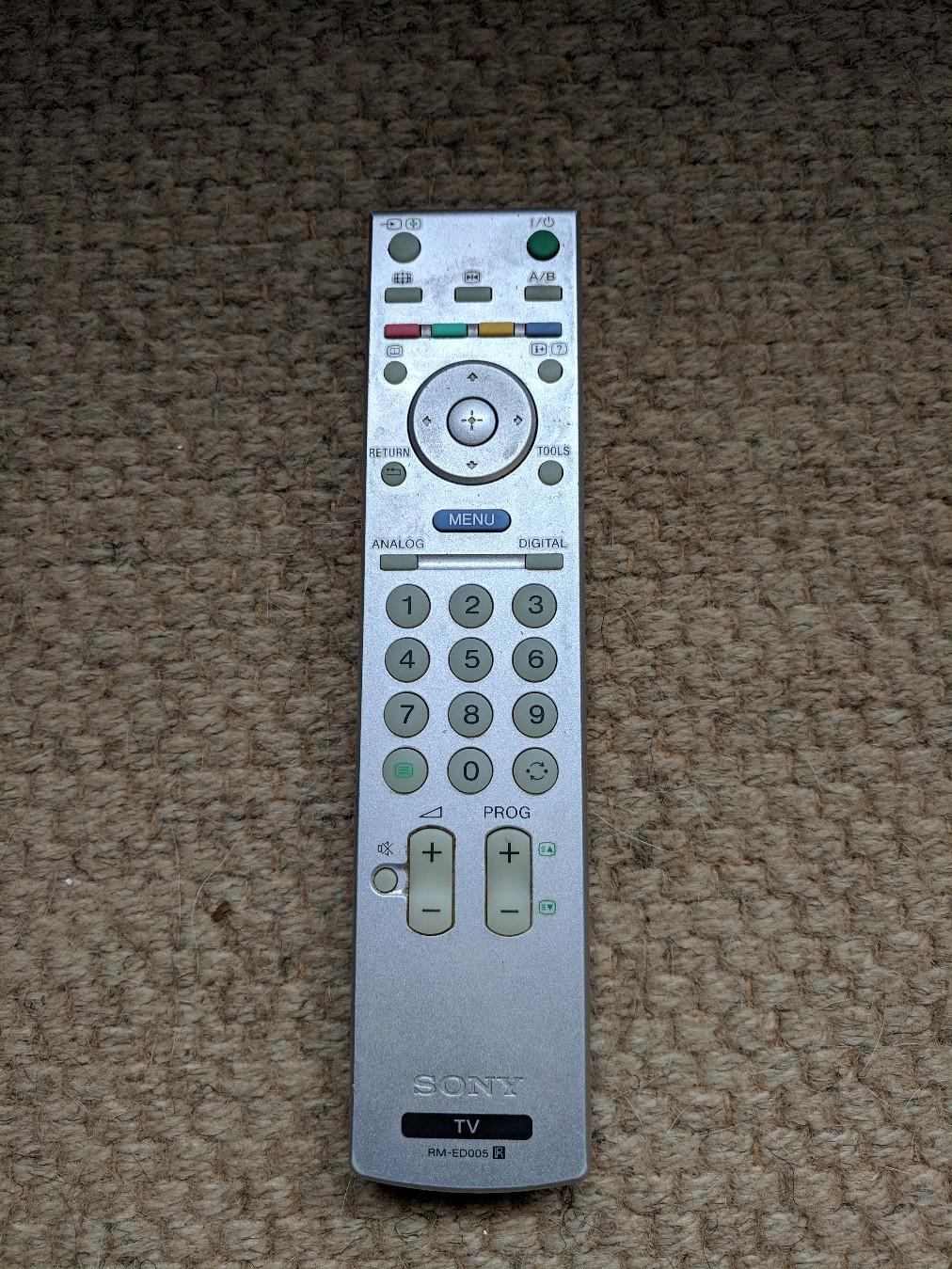 Sony Bravia 32 Inch HD TV with Remote in CB11 Uttlesford für 50,00 ...