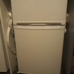 Essentials Fridge Freezer CTU48W10

Dimension 474 x 516 x 844 mm (wxdxh)

57 litres Fridge and 25 litres Freezer

Excellent condition only 6 month old selling due not needed anymore.

If you have any question or more pictures wanted please text me or email me.