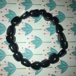Polished black obsidian bracelet 🌑✨
Black Obsidian Stone is a powerful cleanser of psychic smog created within your aura, and is a strong psychic protection crystal 🌙This stone has powerful metaphysical properties that will help to shield you against negativity❤️✌🏻
Must have 
Postage £2.95
offers