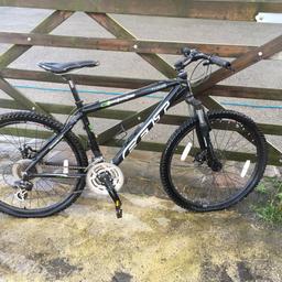 Great condition although it does have one flat tyre, only needs some air in and it will be absolutely fine we just don’t have the equipment to do it.

The seat has slightly rubbed, it is clearly displayed in the photo.

Delivery can be arranged locally for an extra cost