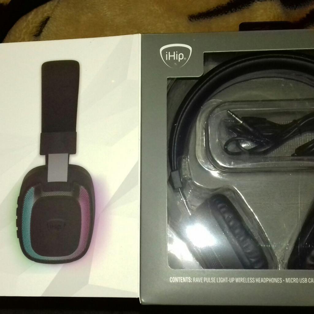 Rave pulse Light up wireless Headphones in for 15.00 for sale