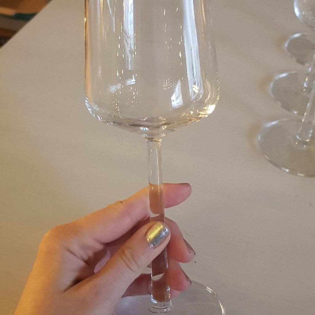Vitvinsglas Essence från Iittala in 12062 Stockholm für SEK 180,00 zum