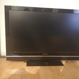 Verkaufe meinen Fernseher wegen einer Neuanschaffung.
Voll funktionsfähig keine Schäden.

Beschreibung:
- Medion Life P17016 - LCD TV
- MD 30313 AT-A
- 42 Zoll / 107 cm

Keine Garantie oder Gewährleistung wegen Privatverkauf.