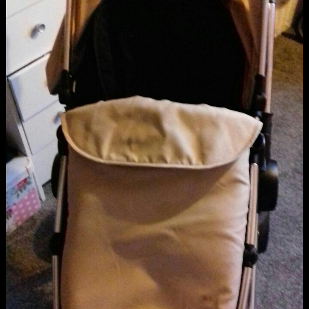 mothercare journey in sand pram for sale in London Borough of Sutton