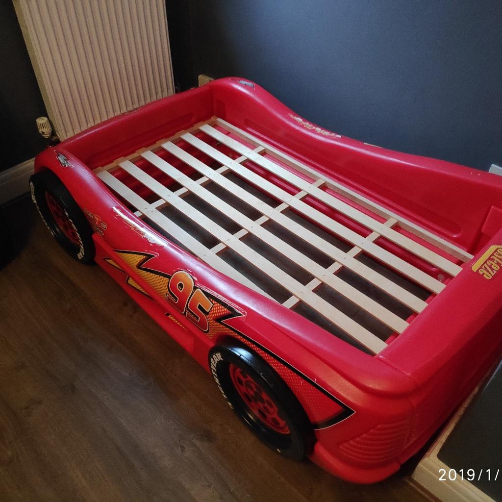 Lightning mcqueen little tikes sales bed